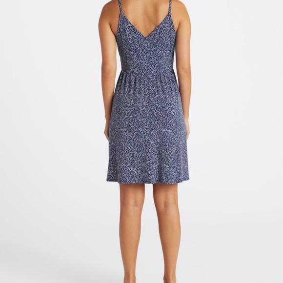 Kayleigh Wrap Dress NWT - Picture 2 of 3